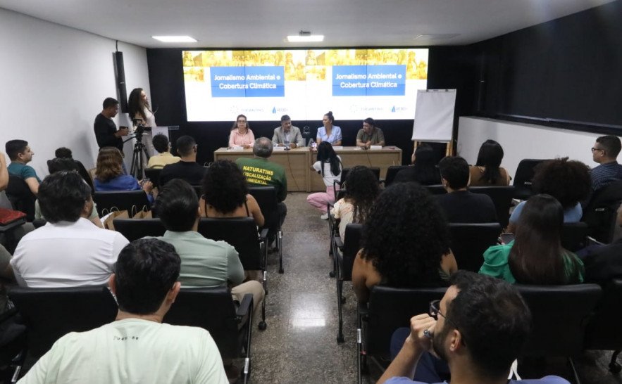 Evento reuniu profissionais da comunicação, estudantes e gestores públicos no auditório da Semarh. - Foto: Manoel Junior/Governo do Tocantins