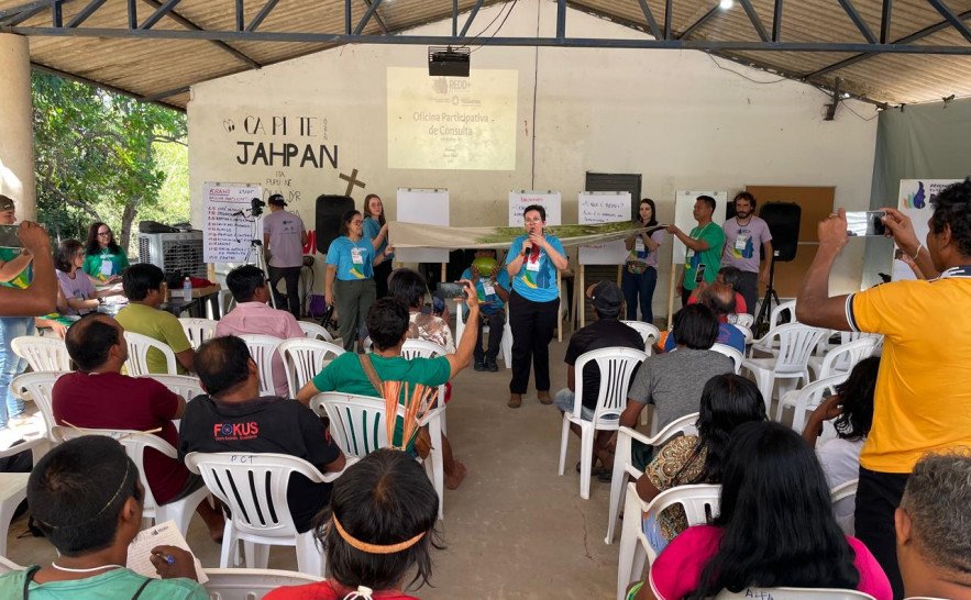Superintendente de Gestão de Políticas Públicas Ambientais da Semarh, Marli Santos, abriu os trabalhos explicando sobre os efeitos das mudanças climáticas. - Foto: Divulgação Semarh/Governo do Tocantins